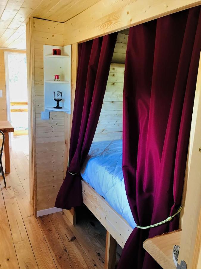 Hotel Roulotte De Charme Saint-Genest-de-Bauzon Zewnętrze zdjęcie